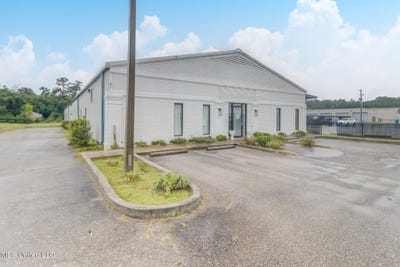 /international/us/14321-creosote-road-gulfport-ms-110104851420/