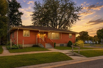 /international/us/826-w-franklin-street-portage-wi-110108203134/