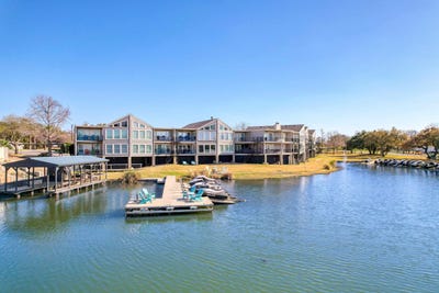 /international/us/806-highcrest-unit-13-granite-shoals-tx-110106811921/