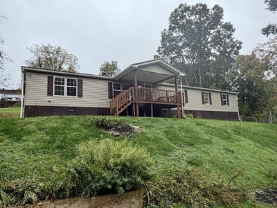 /international/us/146-eaton-lane-crab-orchard-wv-110120531059/