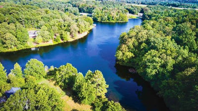 /international/us/131-bates-dr-red-bay-al-110100691418/