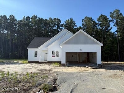 /international/us/258-browns-ferry-road-jacksonville-nc-110100190166/
