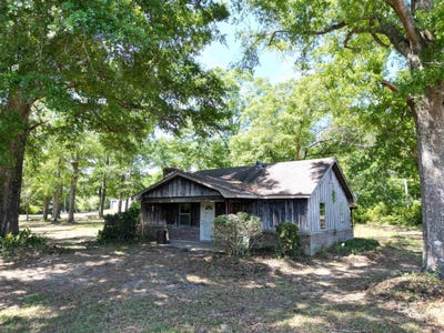 /international/us/1350-w-highway-4-century-fl-110107351201/