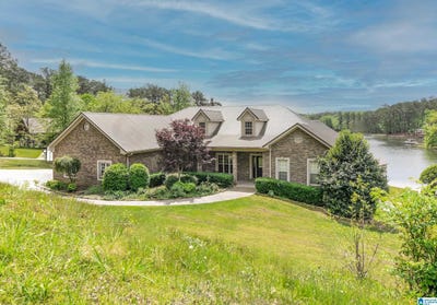 /international/us/216-mulberry-lane-shelby-al-110097175298/