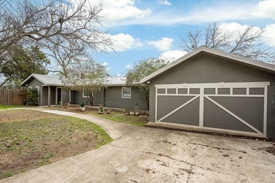 /international/us/5987-hwy-27-center-point-tx-110098094579/