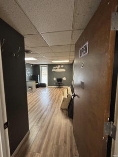 /international/us/2429-w-main-streets-fort-wayne-in-110104341018/
