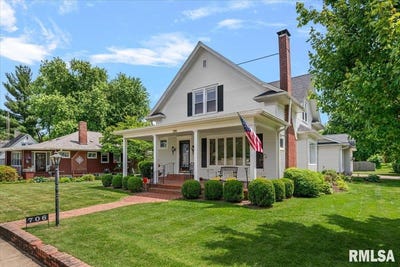 /international/us/706-monroe-street-pawnee-il-110108451624/