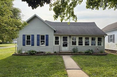 /international/us/112-n-jefferson-street-flanagan-il-110108441033/