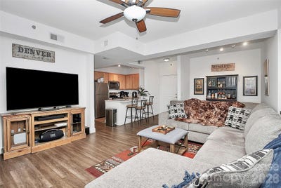 /international/us/1315-east-boulevard-charlotte-nc-110105077731/