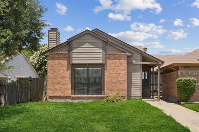 /international/us/406-pogue-street-cedar-hill-tx-110100626362/