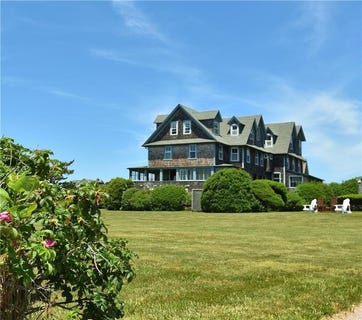 /international/us/112-noyes-neck-road-westerly-ri-110106339139/