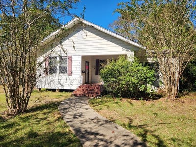 /international/us/326-lindsey-street-jasper-tx-110108235278/