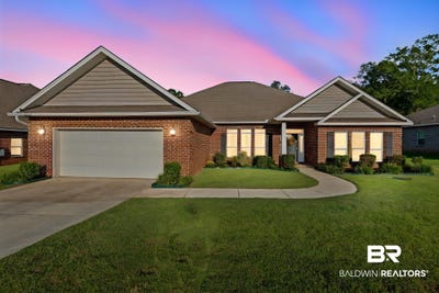 /international/us/1369-sierra-estates-drive-mobile-al-110110338477/