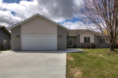 /international/us/611-circle-drive-wabasha-mn-110098966071/