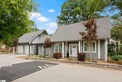/international/us/220-cumberland-avenue-greenville-sc-110108029021/