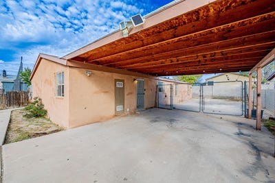 /international/us/9409-vista-del-valle-street-sw-albuquerque-nm-110120885284/