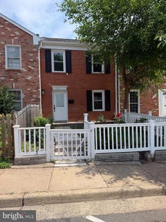 /international/us/9375-taney-road-manassas-va-110109244329/