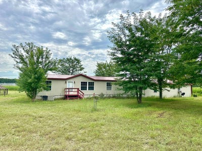 /international/us/2422-county-highway-3-oquawka-il-110101647558/
