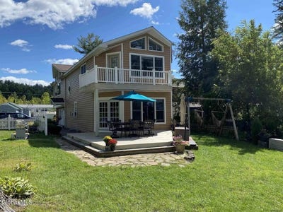 /international/us/109-sunset-drive-broadalbin-ny-110106946381/