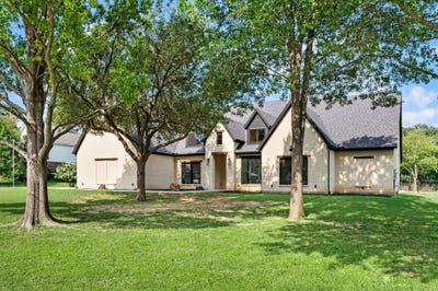 /international/us/160-s-woodland-trail-double-oak-tx-110109069659/