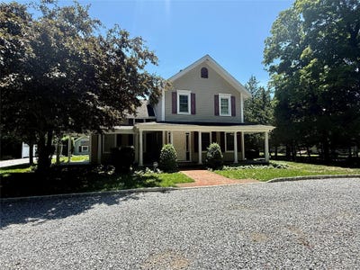 /international/us/496-n-country-road-saint-james-ny-110106983874/