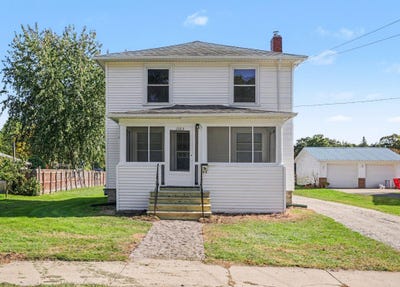 /international/us/1005-s-superior-street-albion-mi-110120155401/
