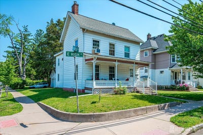 /international/us/3-e-high-street-e-bound-brook-nj-110107845587/
