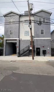 /international/us/197-12th-ave-paterson-city-nj-110108362440/