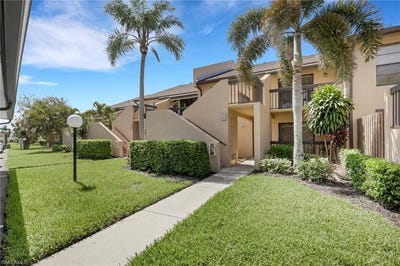 /international/us/15456-admiralty-cir-north-fort-myers-fl-110108629575/