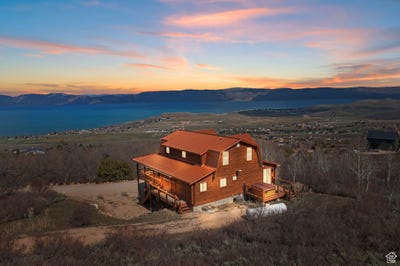 /international/us/2292-s-aspen-loop-garden-city-ut-110098997132/