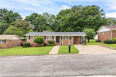 /international/us/304-s-17th-avenue-lanett-al-110108735493/