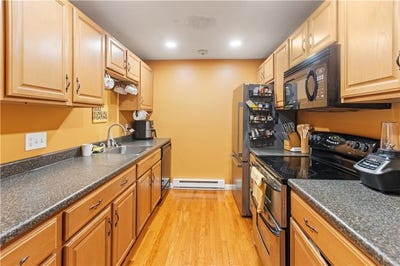 /international/us/117-john-street-lincoln-ri-110108658713/