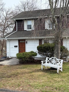 /international/us/34-mountainview-avenue-pearl-river-ny-110105727035/