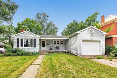 /international/us/12-e-14th-street-clintonville-wi-110101268472/