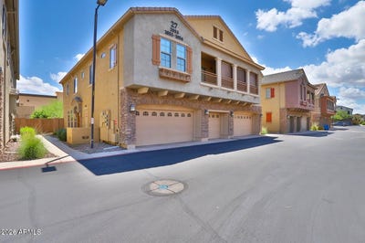 /international/us/1350-s-greenfield-road-mesa-az-110108356250/