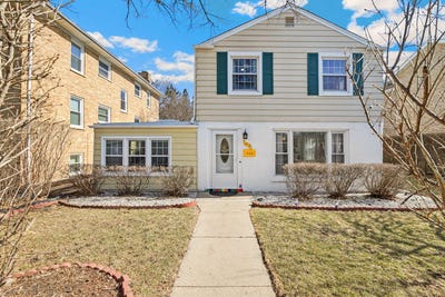/international/us/213-s-dryden-place-arlington-heights-il-110106695221/