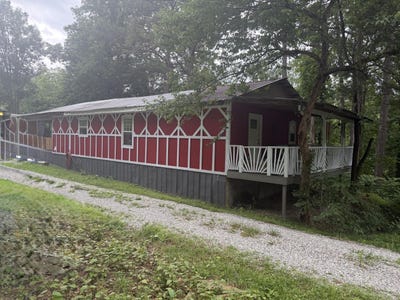 /international/us/205-right-fork-rome-napier-rd-hazard-ky-110108979537/