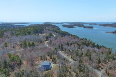 /international/us/17-north-ridge-road-cushing-me-110107961864/