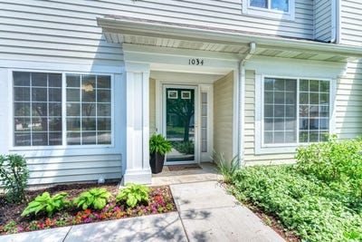 /international/us/1034-huntington-drive-elk-grove-village-il-110109064424/