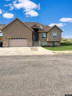 /international/us/155-highridge-point-evanston-wy-110100392243/