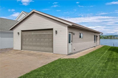 /international/us/277-marina-drive-n-brownsville-mn-110099900951/