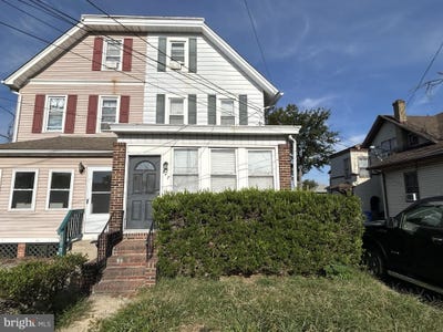 /international/us/827-n-broad-street-woodbury-nj-110110381908/