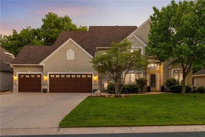 /international/us/3583-woodland-trail-eagan-mn-110100146644/