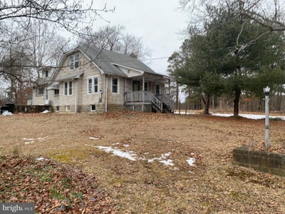 /international/us/303-tansboro-road-berlin-nj-110108387659/