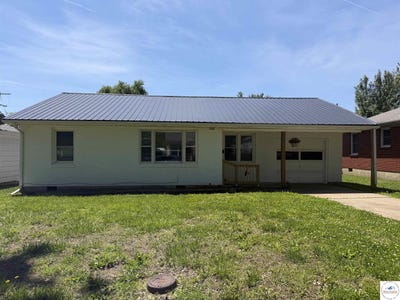 /international/us/506-e-14th-sedalia-mo-110107939885/