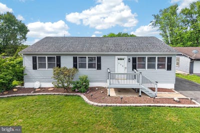 /international/us/254-owens-place-birdsboro-pa-110108353811/