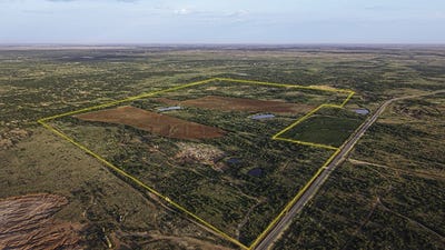 /international/us/state-highway-25-s-electra-tx-110102574980/