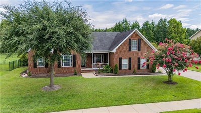 /international/us/6025-mainsail-lane-suffolk-va-110101149738/