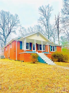 /international/us/360-spring-street-marion-nc-110097574482/?lang=fr