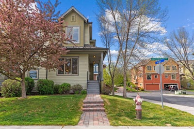 /international/us/861-countryside-blvd-hailey-id-110108078883/